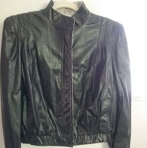 Vintage G-III ladies leather jacket